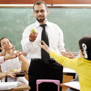Empatia - mój uczeń uczy się dbać o relacje, pracować w zespole i rozwiązywać sytuacje konfliktowe