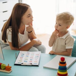Terapia pedagogiczna w przedszkolu i szkole