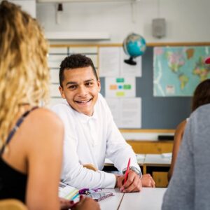 Kształtowanie umiejętności wychowawczych nauczycieli niezbędnych do efektywnej współpracy z uczniami i rodzicami
